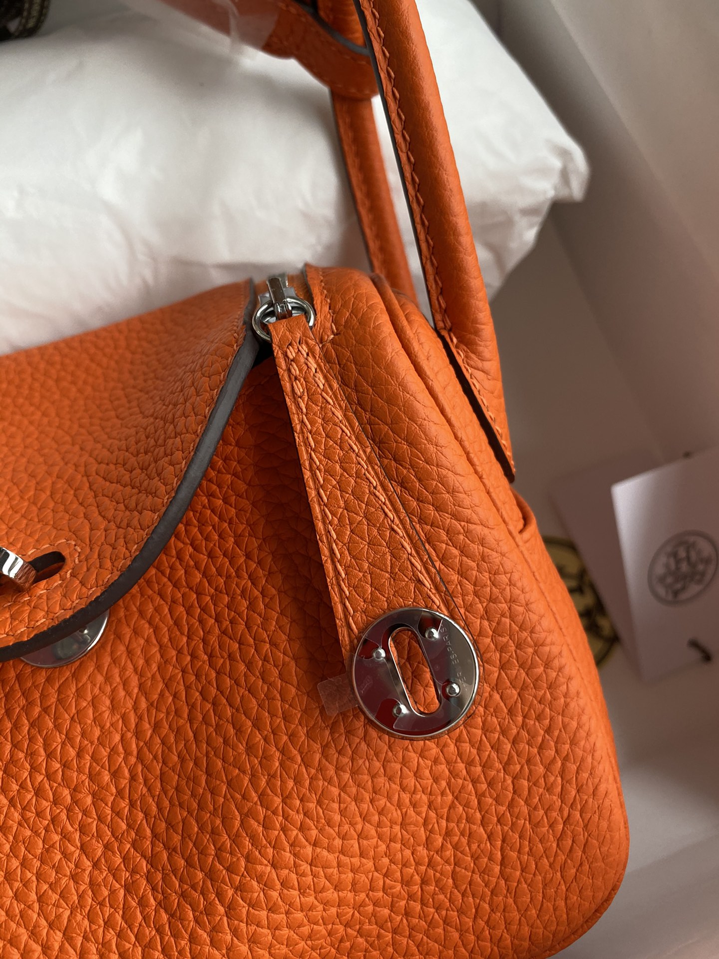 Hermes Mini Lindy 19cm Handbag Shoulder Bag In Orange Clemence Leather